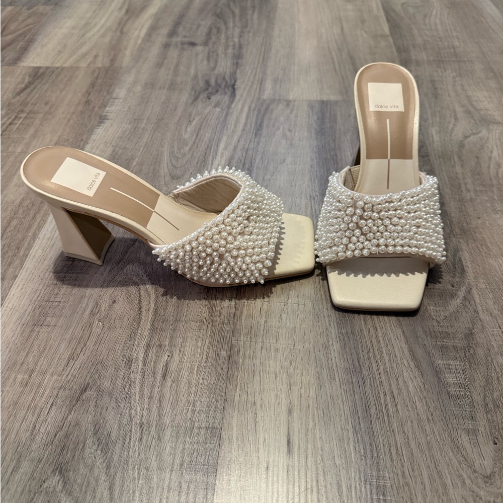 Dolce Vita Nandy Pearl Vanilla Block Heel